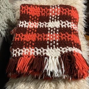 VTG Afghan,Handmade Throw w/Fringe,Woven Fireside Winter Plaid Style Blanket